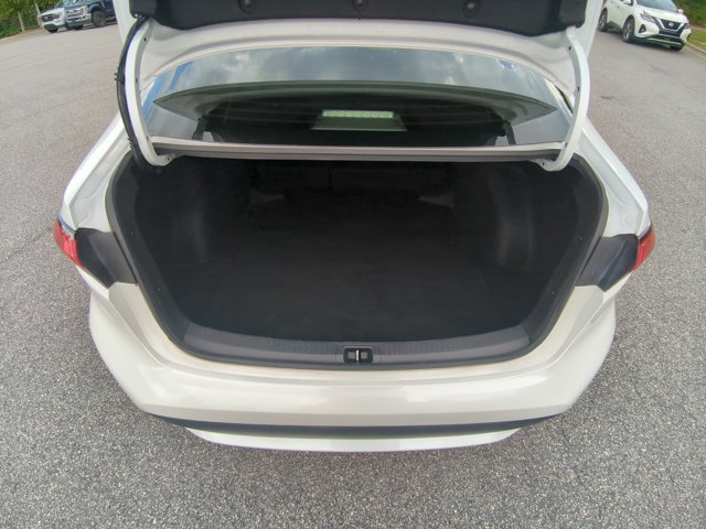 Used 2022 Toyota Corolla LE FWD image 23
