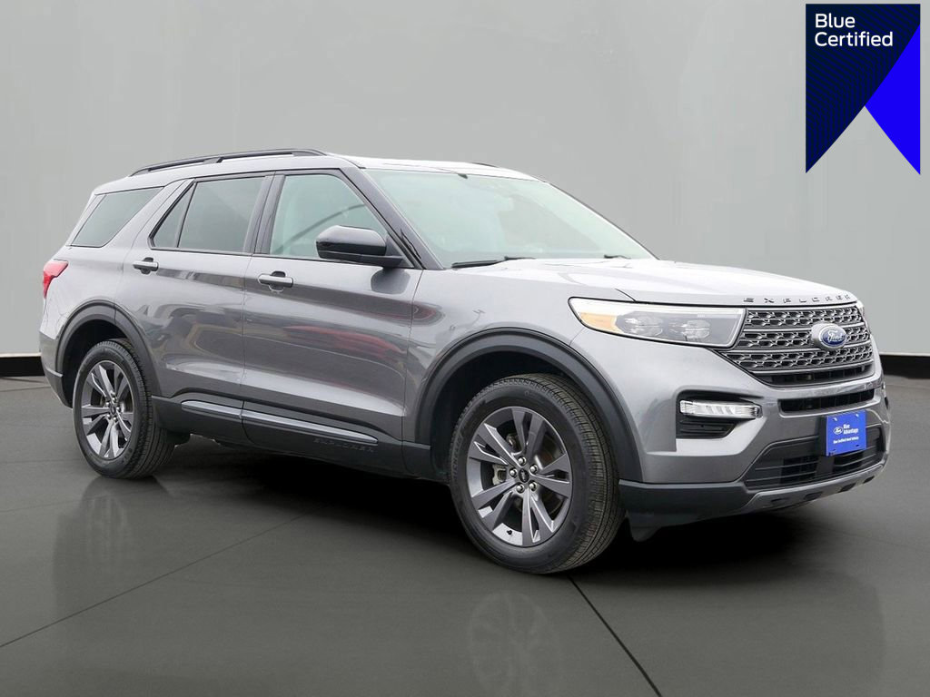 Certified 2023 Ford Explorer XLT w/ Equipment Group 202A image 1