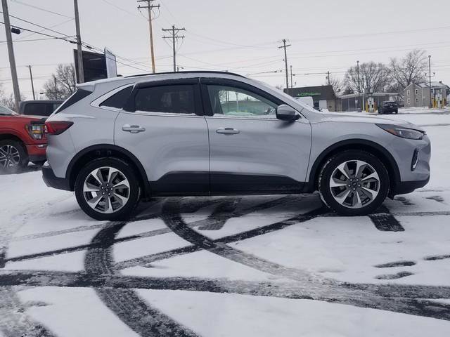 Certified 2023 Ford Escape Platinum image 2