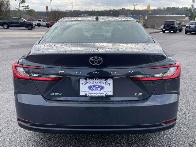 Used 2025 Toyota Camry LE image 4