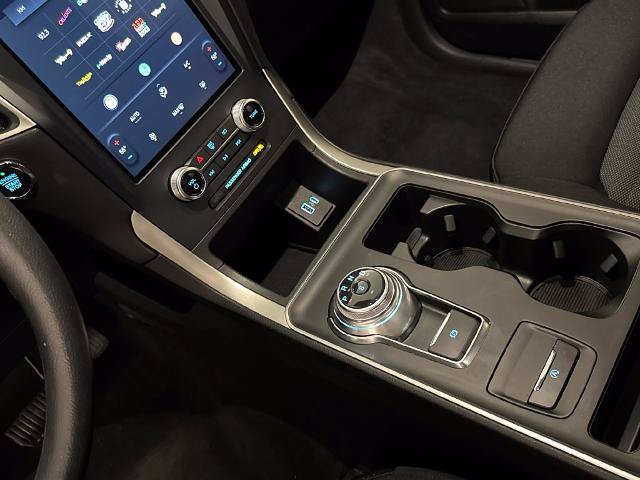 Certified 2024 Ford Edge SE w/ Black Appearance Package AWD/4WD image 29