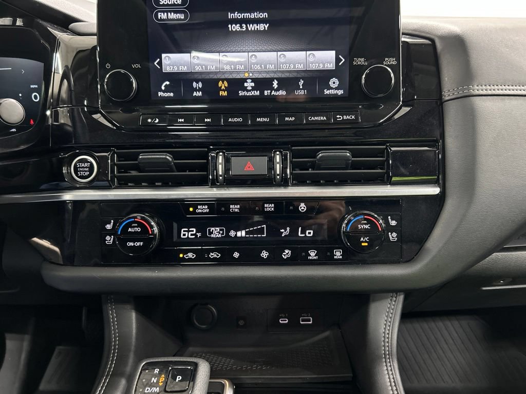 Used 2024 Nissan Pathfinder Platinum AWD/4WD image 23