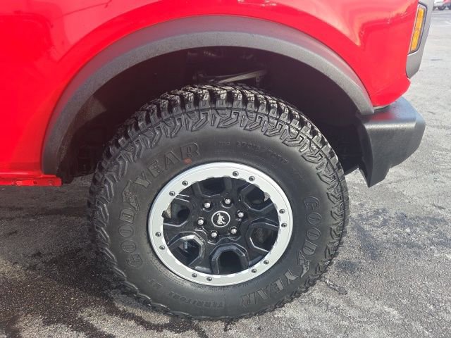 Certified 2023 Ford Bronco Big Bend w/ Sasquatch Package image 9