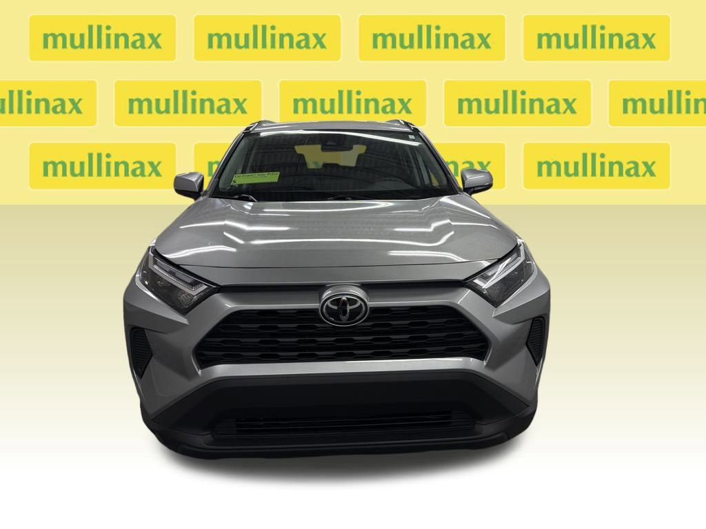 Used 2023 Toyota RAV4 XLE image 8