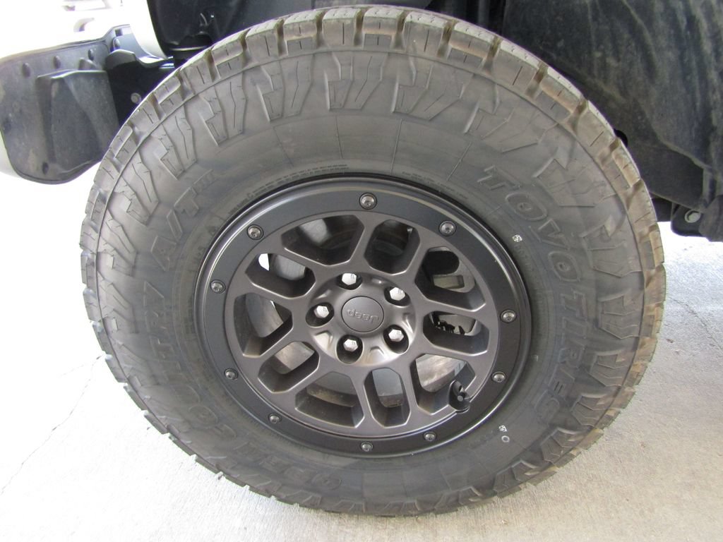 Used 2023 Jeep Wrangler Unlimited Sport AWD/4WD image 24