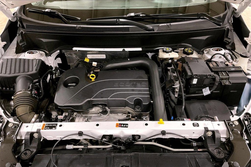 Used 2024 GMC Terrain SLT image 12