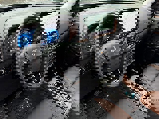 Certified 2025 Ford Bronco Sport Outer Banks w/ Outer Banks Tech Package+ image 38