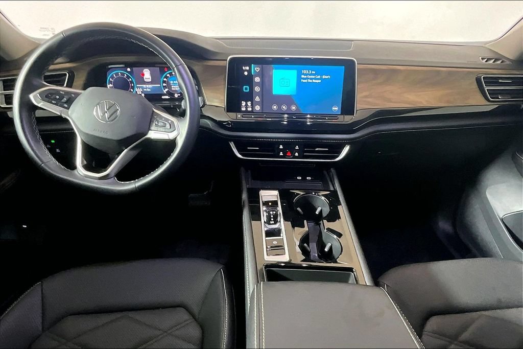 Used 2025 Volkswagen Atlas SE FWD image 11