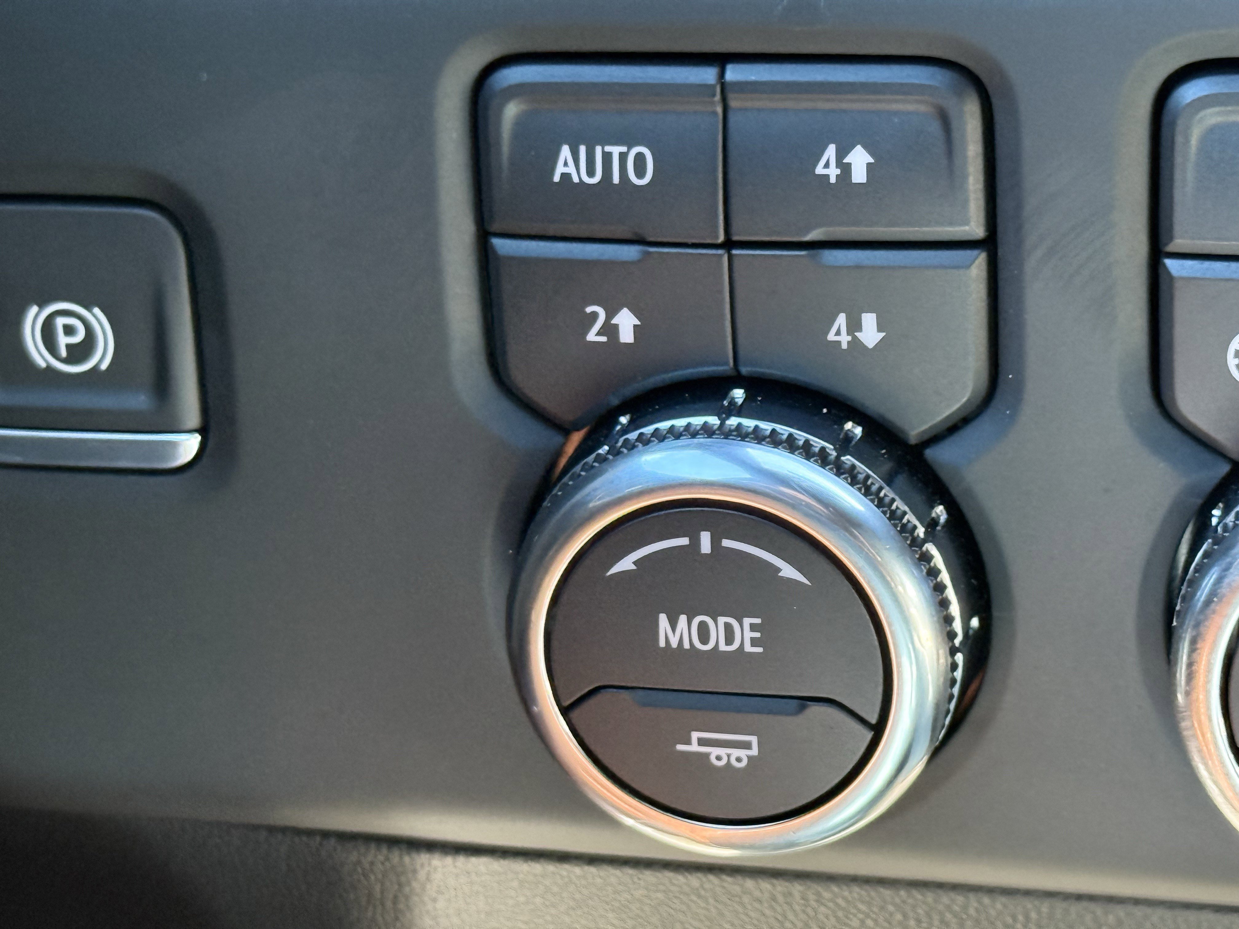 Used 2024 GMC Sierra 2500 Denali Ultimate image 36