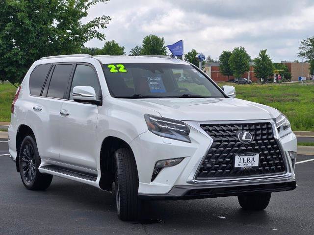 Used 2022 Lexus GX 460 Luxury w/ Sport Design Package AWD/4WD image 4
