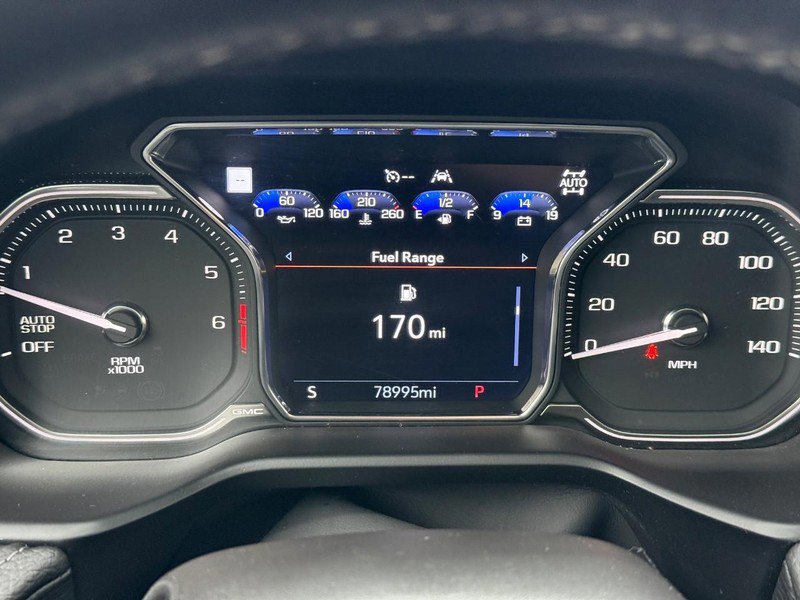 Used 2021 GMC Yukon XL Denali w/ Denali Premium Package image 22