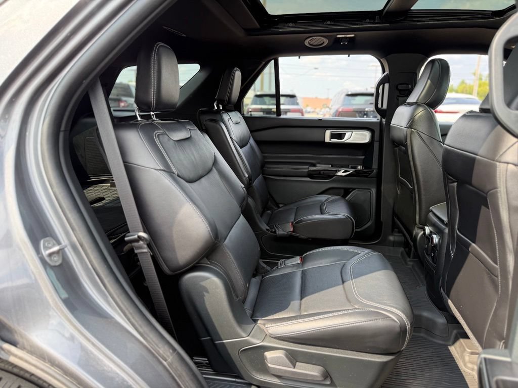 Certified 2023 Ford Explorer ST w/ Technology Package AWD/4WD image 19