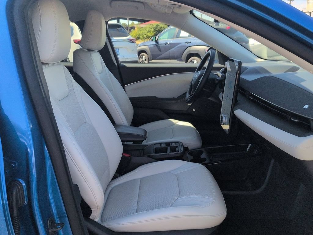 Certified 2025 Ford Mustang Mach-E Premium AWD/4WD image 30