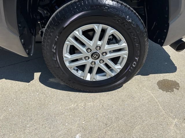 Used 2024 Toyota Tundra SR5 AWD/4WD image 11