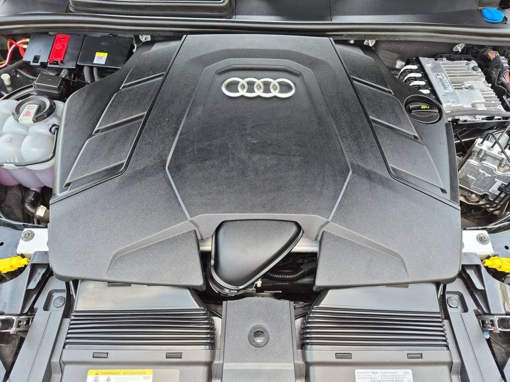 Used 2025 Audi Q7 3.0T Premium Plus AWD/4WD image 25