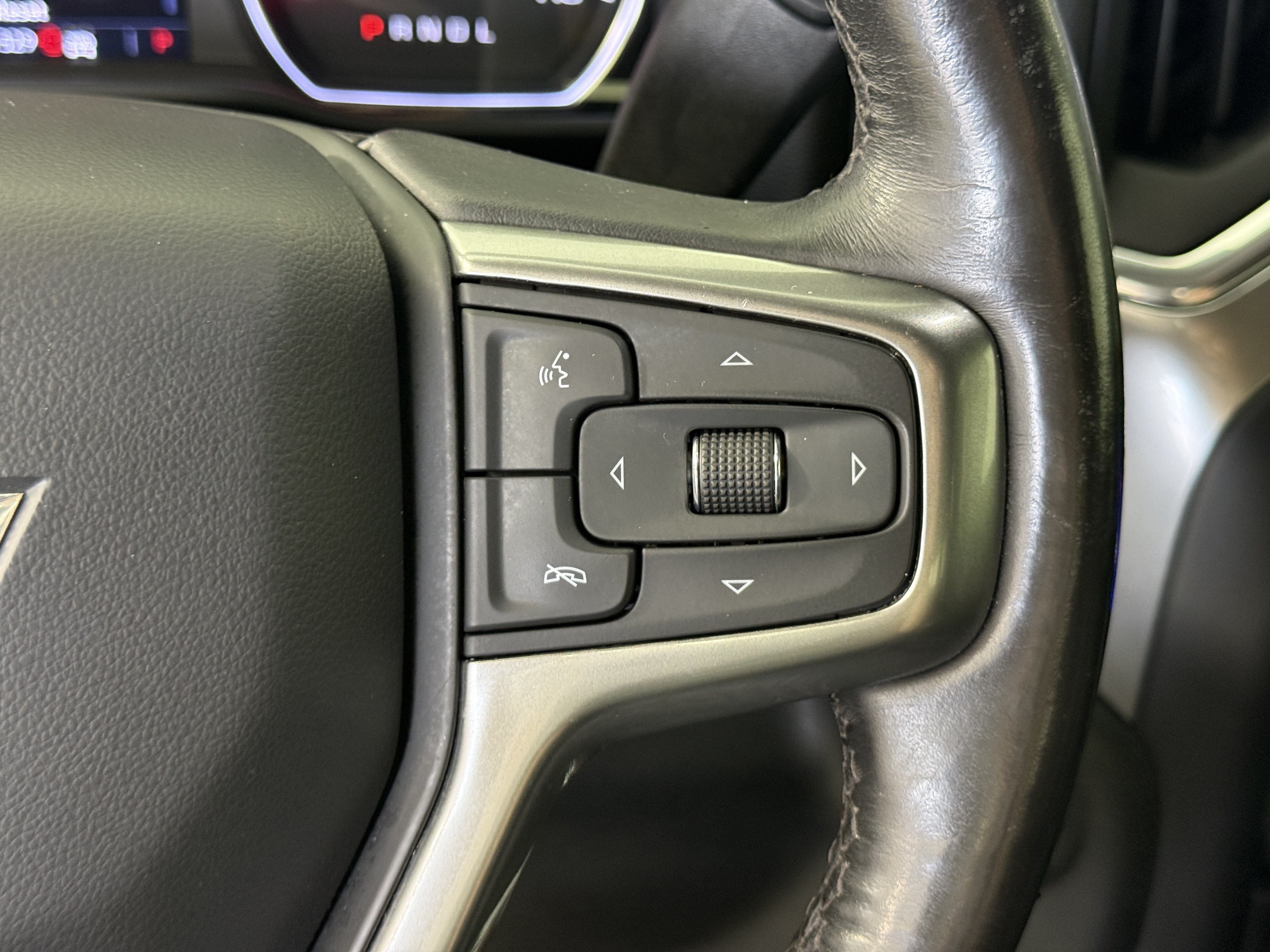 Used 2022 Chevrolet Silverado 1500 LT Trail Boss w/ Convenience Package II AWD/4WD image 25