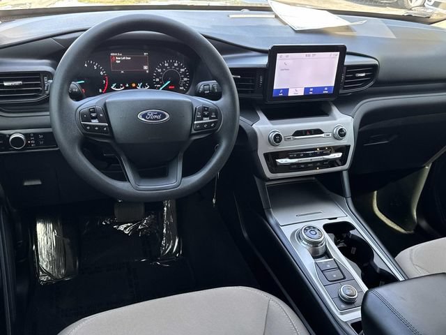 Certified 2023 Ford Explorer 4WD image 7