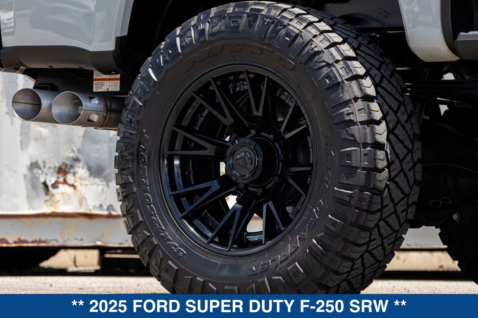 Certified 2025 Ford F250 Lariat w/ Lariat Ultimate Package AWD/4WD image 32