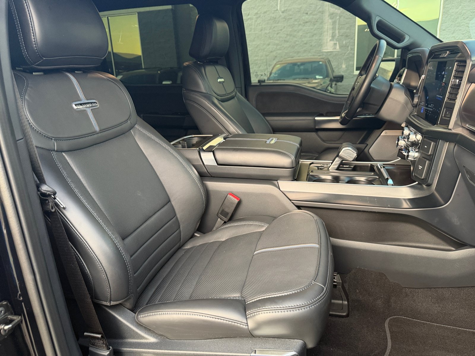 Certified 2025 Ford F150 Platinum AWD/4WD image 31