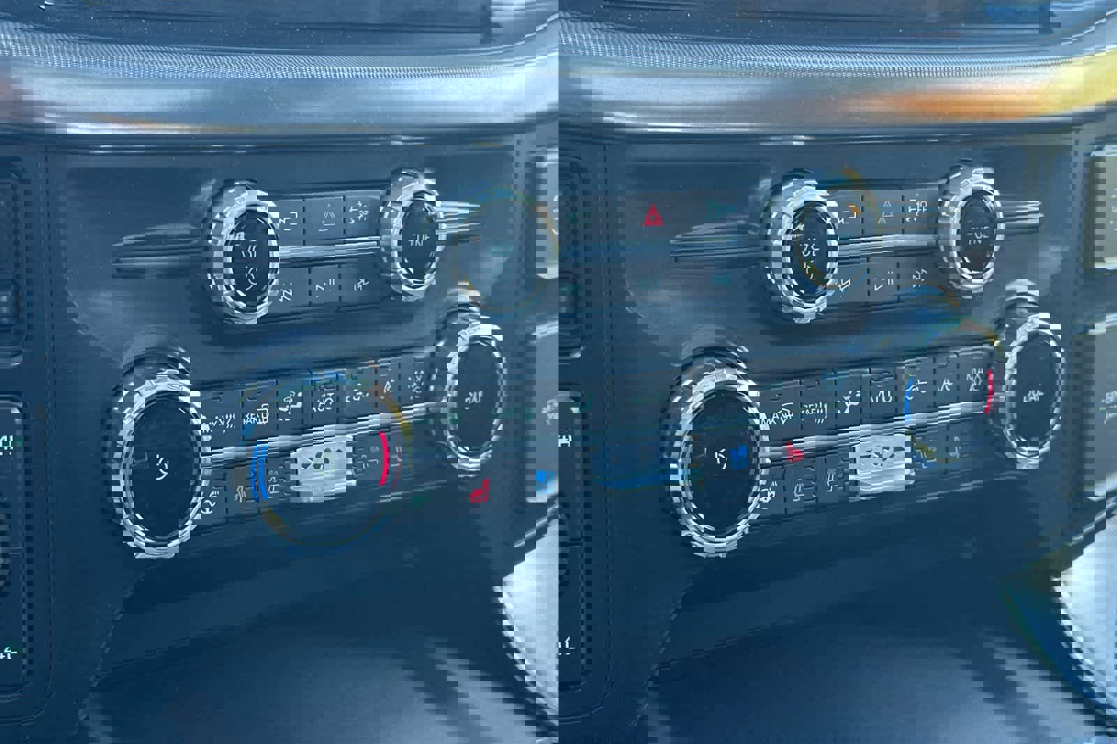 Certified 2025 Ford F150 Platinum w/ Equipment Group 702A High image 20