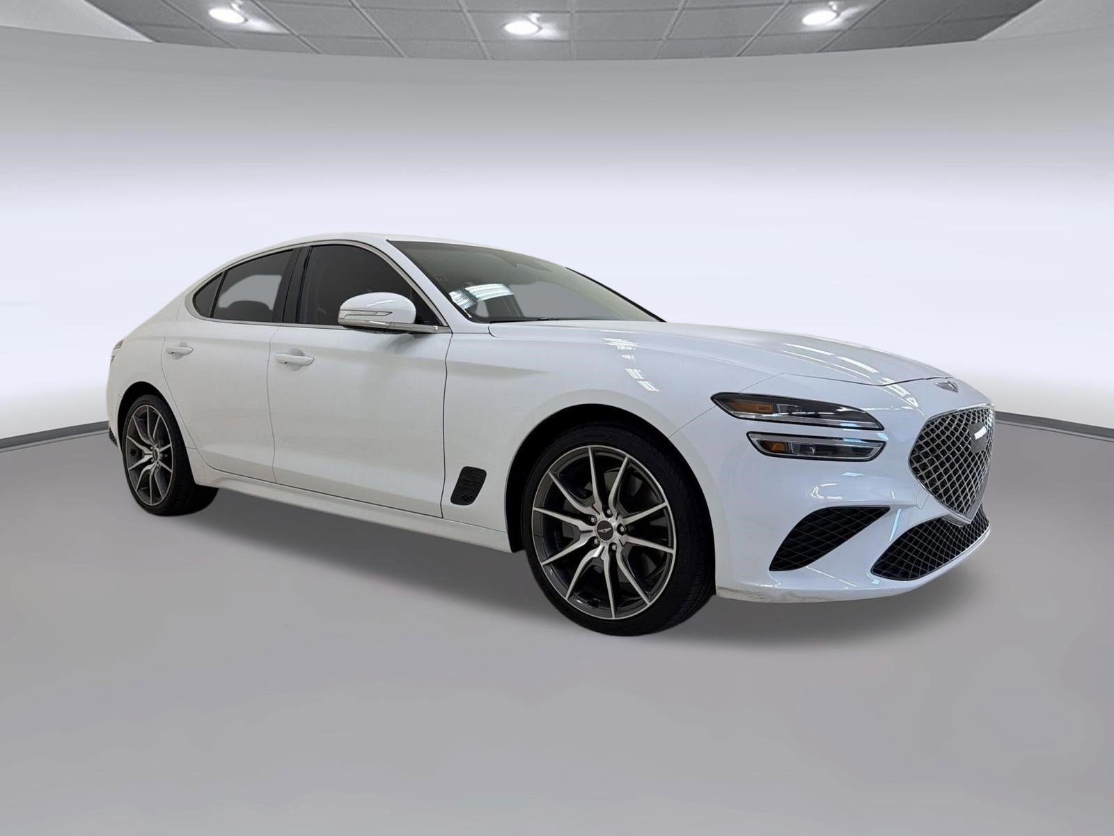 Used 2022 Genesis G70 3.3T image 7
