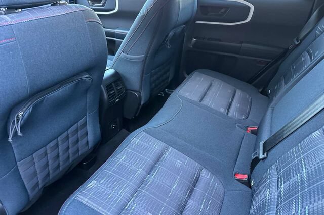 Certified 2023 Ford Bronco Sport Heritage w/ Heritage Convenience Package AWD/4WD image 12