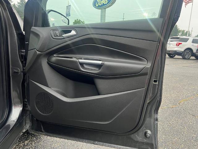 Certified 2017 Ford Escape SE AWD/4WD image 36