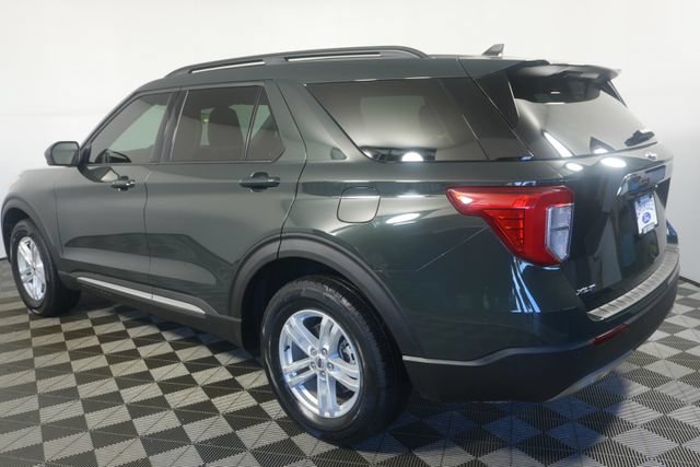 Certified 2024 Ford Explorer XLT w/ Equipment Group 202A AWD/4WD image 5