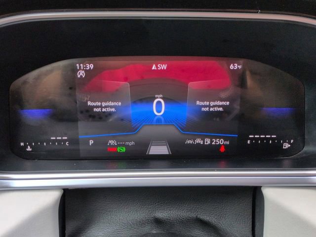 Used 2025 Volkswagen Taos SE FWD image 32