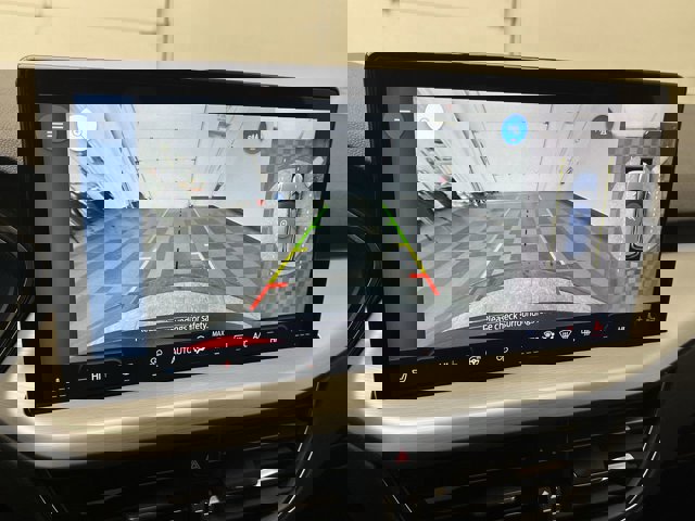 Certified 2024 Ford Escape Platinum image 13