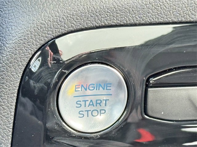 Certified 2024 Ford Escape ST-Line w/ Tech Pack #1 image 17