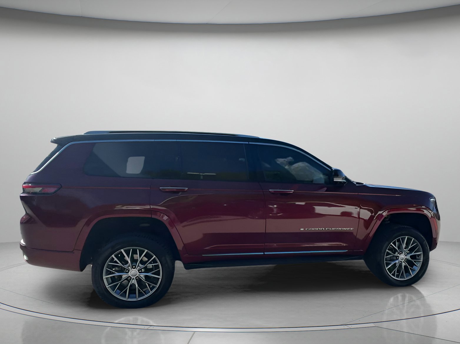 Used 2022 Jeep Grand Cherokee L Summit w/ Advanced Protech Group IV image 23