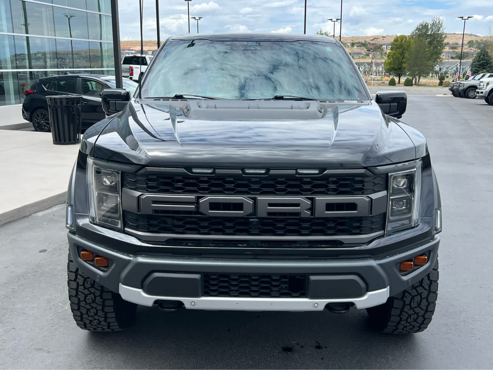 Certified 2022 Ford F150 Raptor w/ Raptor 37 Performance Package AWD/4WD image 3