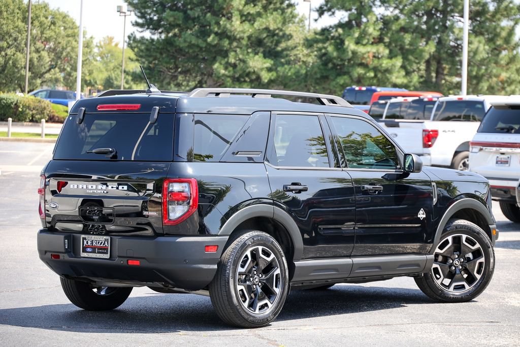 Certified 2023 Ford Bronco Sport Outer Banks AWD/4WD image 3