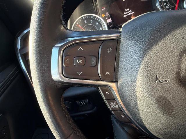 Used 2025 RAM 1500 Laramie AWD/4WD image 12