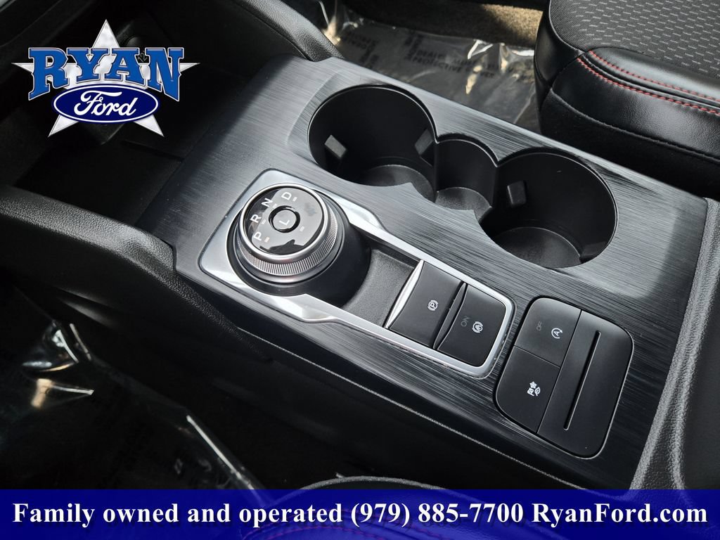 Certified 2025 Ford Escape ST-Line FWD image 15