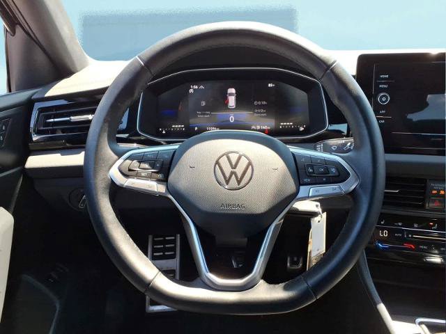 Used 2025 Volkswagen Jetta Sport FWD image 21