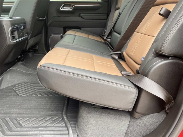 Used 2024 Chevrolet Silverado 2500 High Country w/ High Country Premium Package image 15