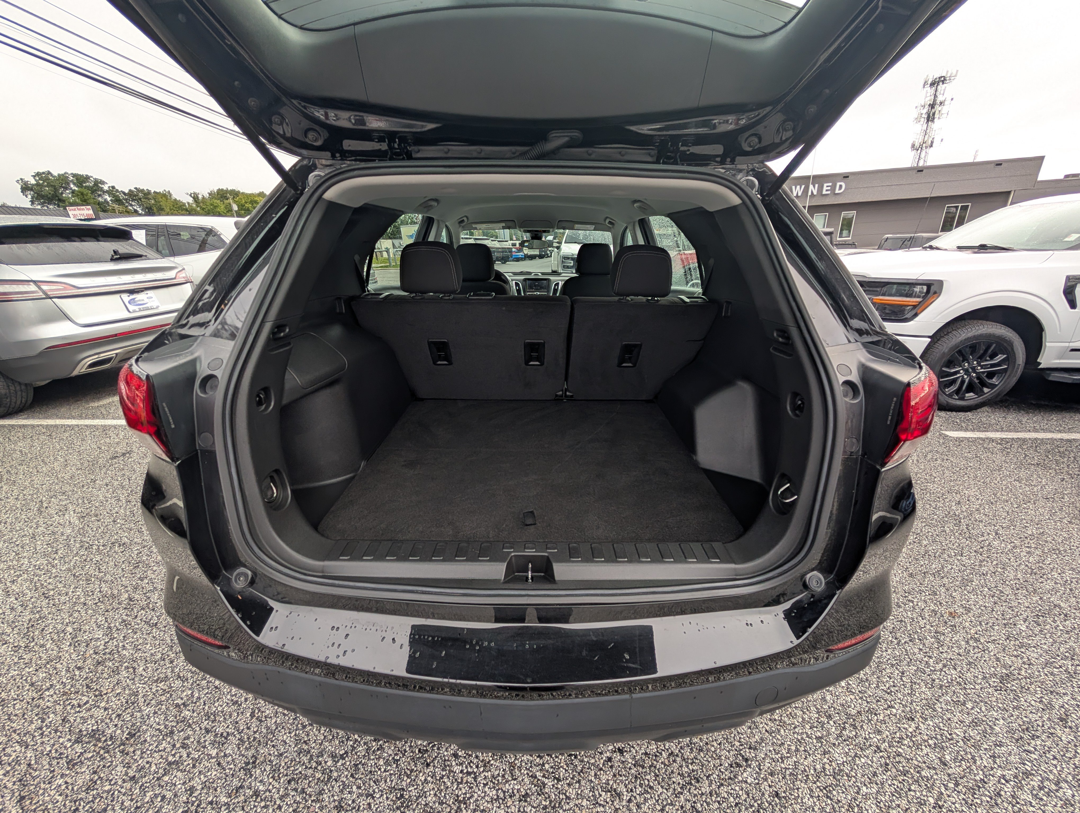 Used 2023 Chevrolet Equinox LS FWD image 13