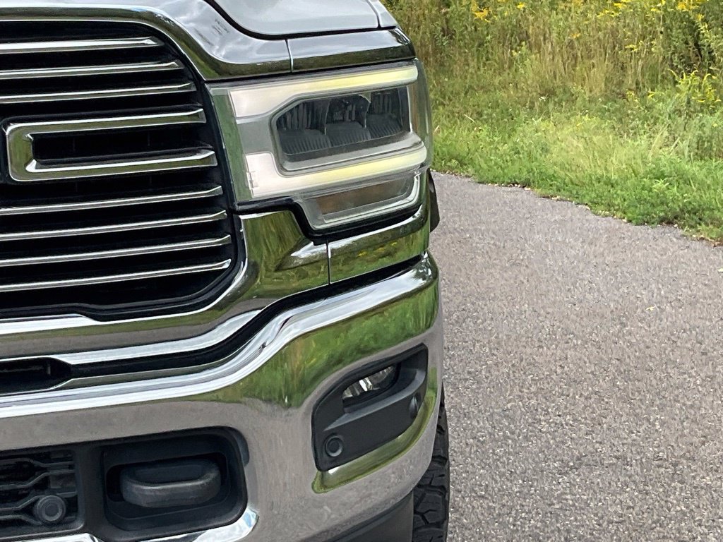 Used 2021 RAM 2500 Laramie AWD/4WD image 2