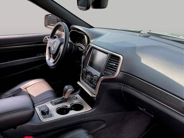 Used 2017 Jeep Grand Cherokee Limited w/ Luxury Group II AWD/4WD image 28
