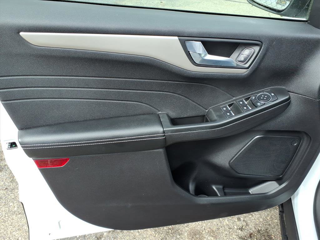 Certified 2022 Ford Escape SEL image 13