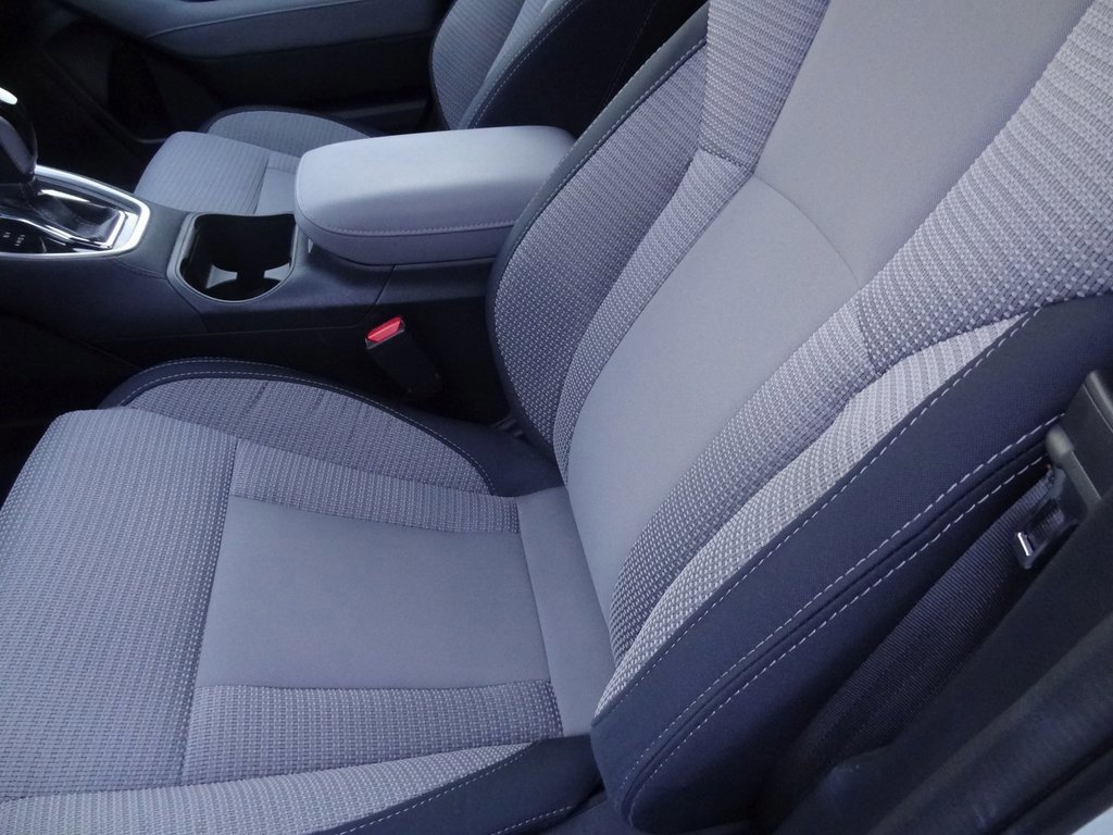 Used 2025 Subaru Outback Premium image 6