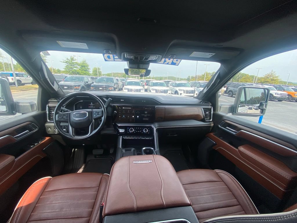 Used 2024 GMC Sierra 2500 Denali Ultimate AWD/4WD image 25