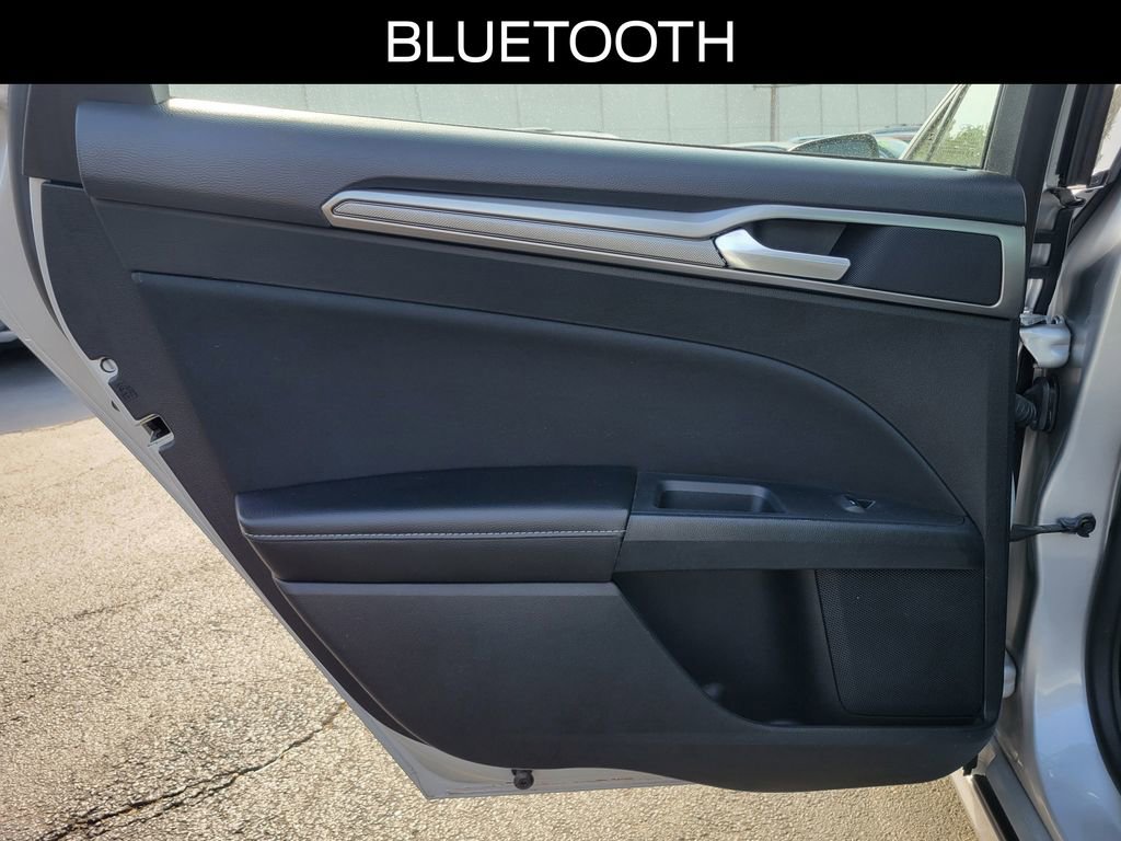 Certified 2018 Ford Fusion SE image 11