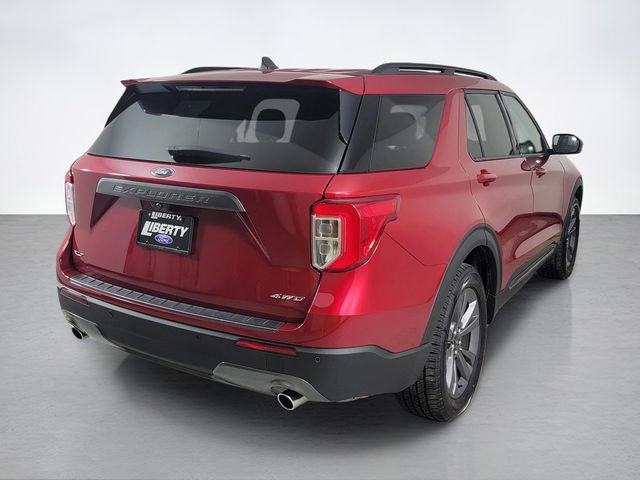 Certified 2023 Ford Explorer XLT w/ Equipment Group 202A AWD/4WD image 3