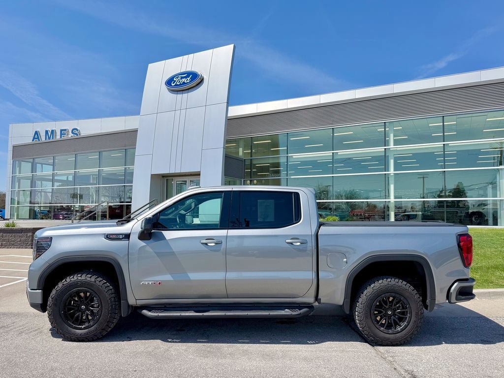 Used 2024 GMC Sierra 1500 AT4 w/ Technology Package AWD/4WD image 6