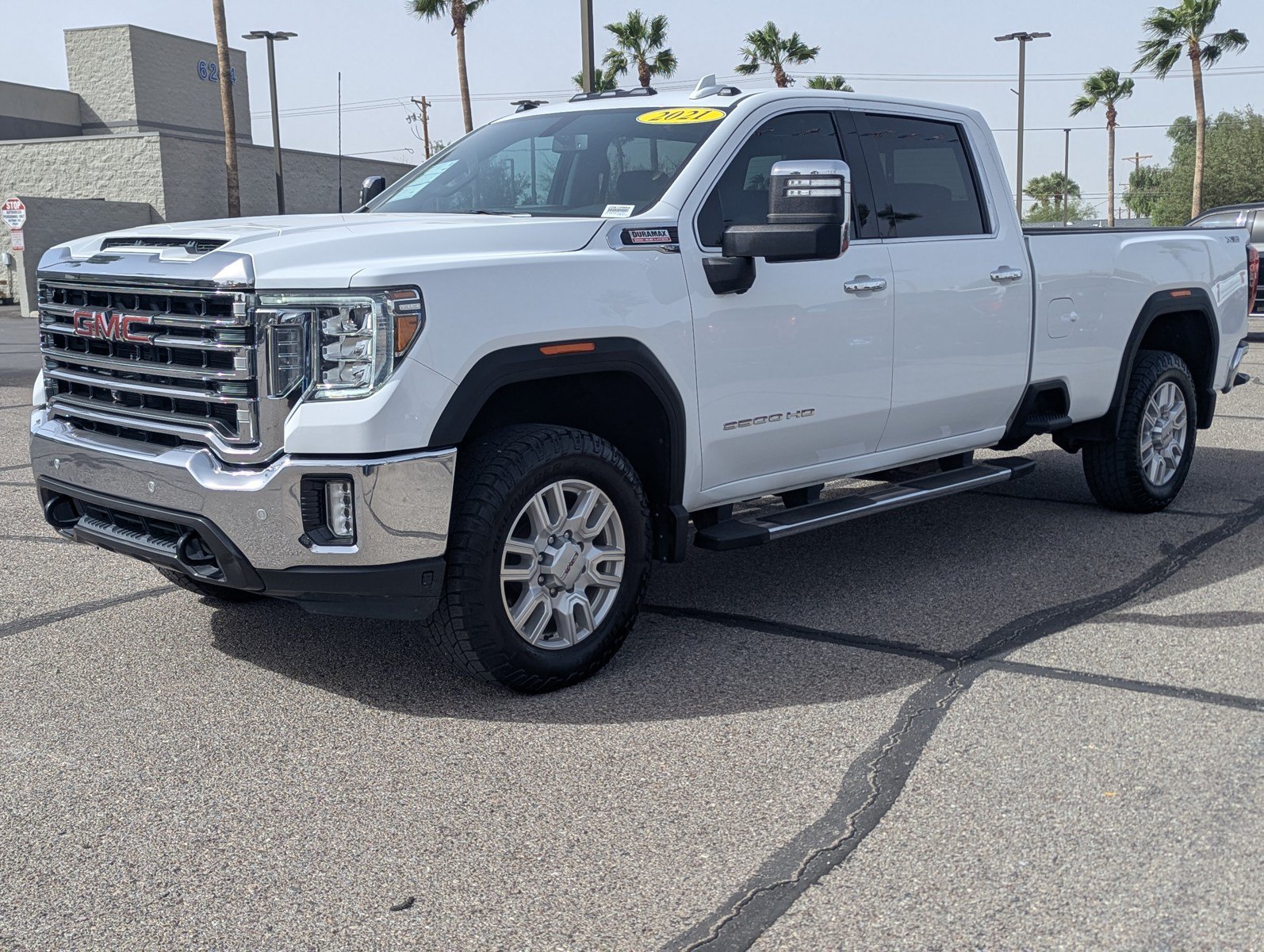Used 2021 GMC Sierra 3500 SLT w/ SLT Premium Package AWD/4WD image 5