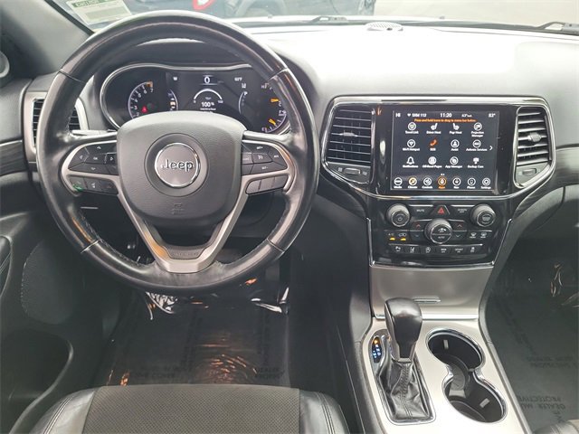 Used 2021 Jeep Grand Cherokee Laredo X image 9