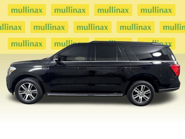 Certified 2022 Ford Expedition Max XLT image 2